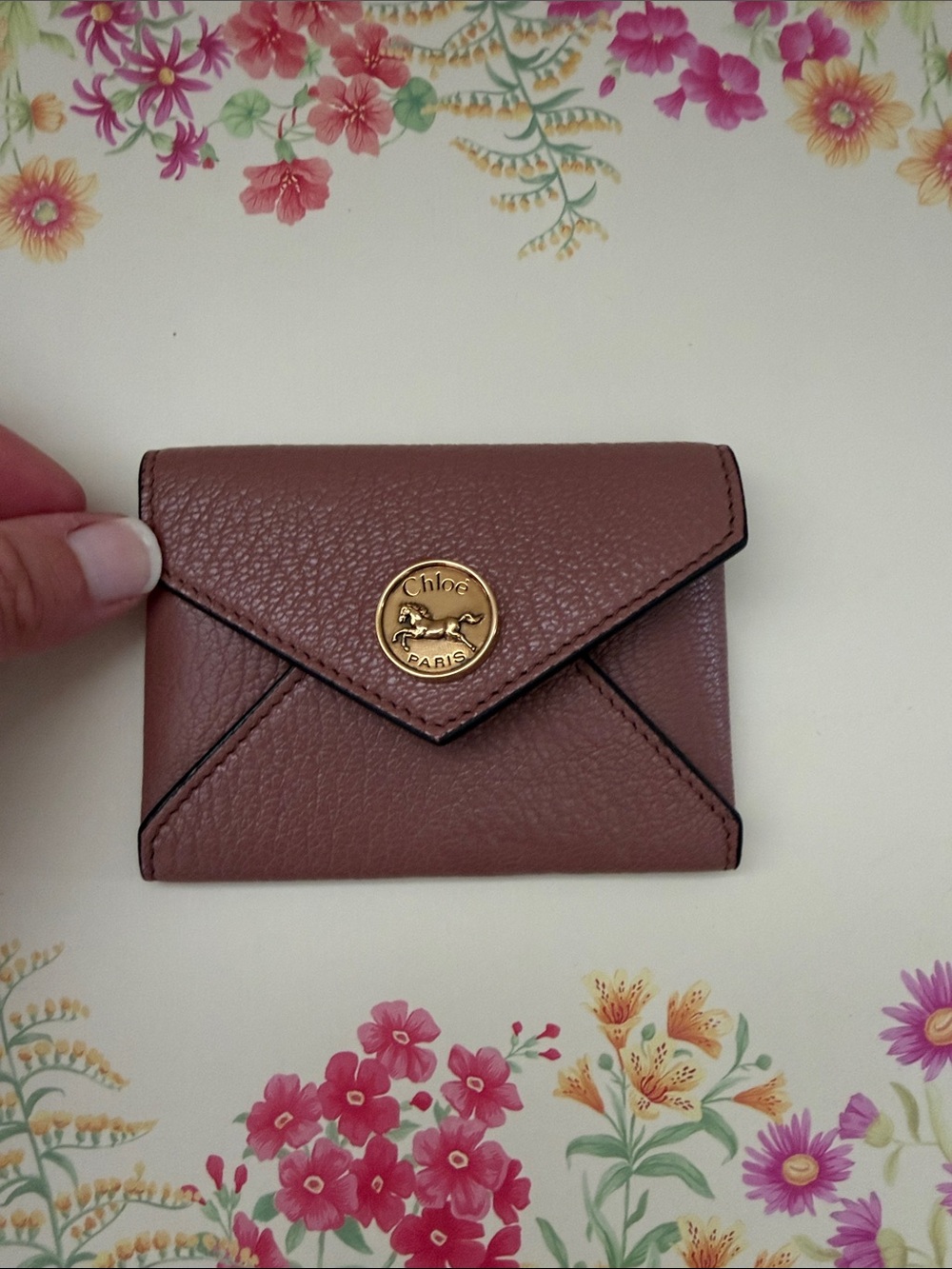 Chloé ENVELOPE CARD HOLDER IN GRAINED LEATHER